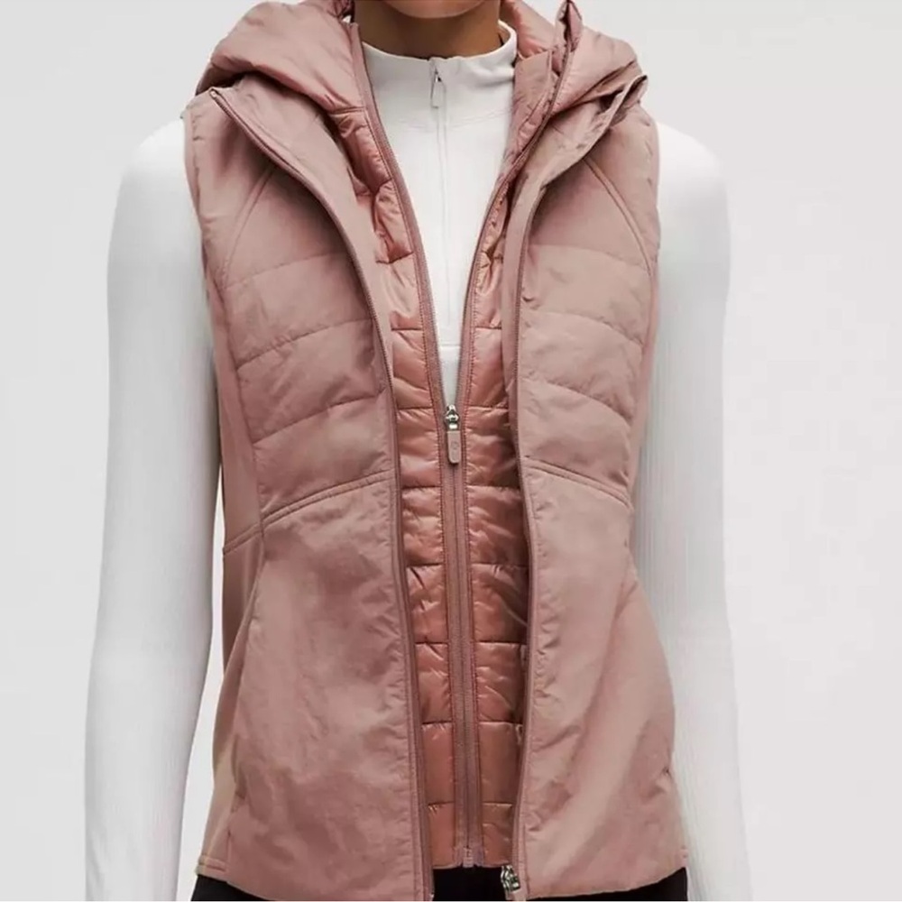 💯 Authentic Another Mile Vest by Lululemon in the Color Twilight Rose. US Size12